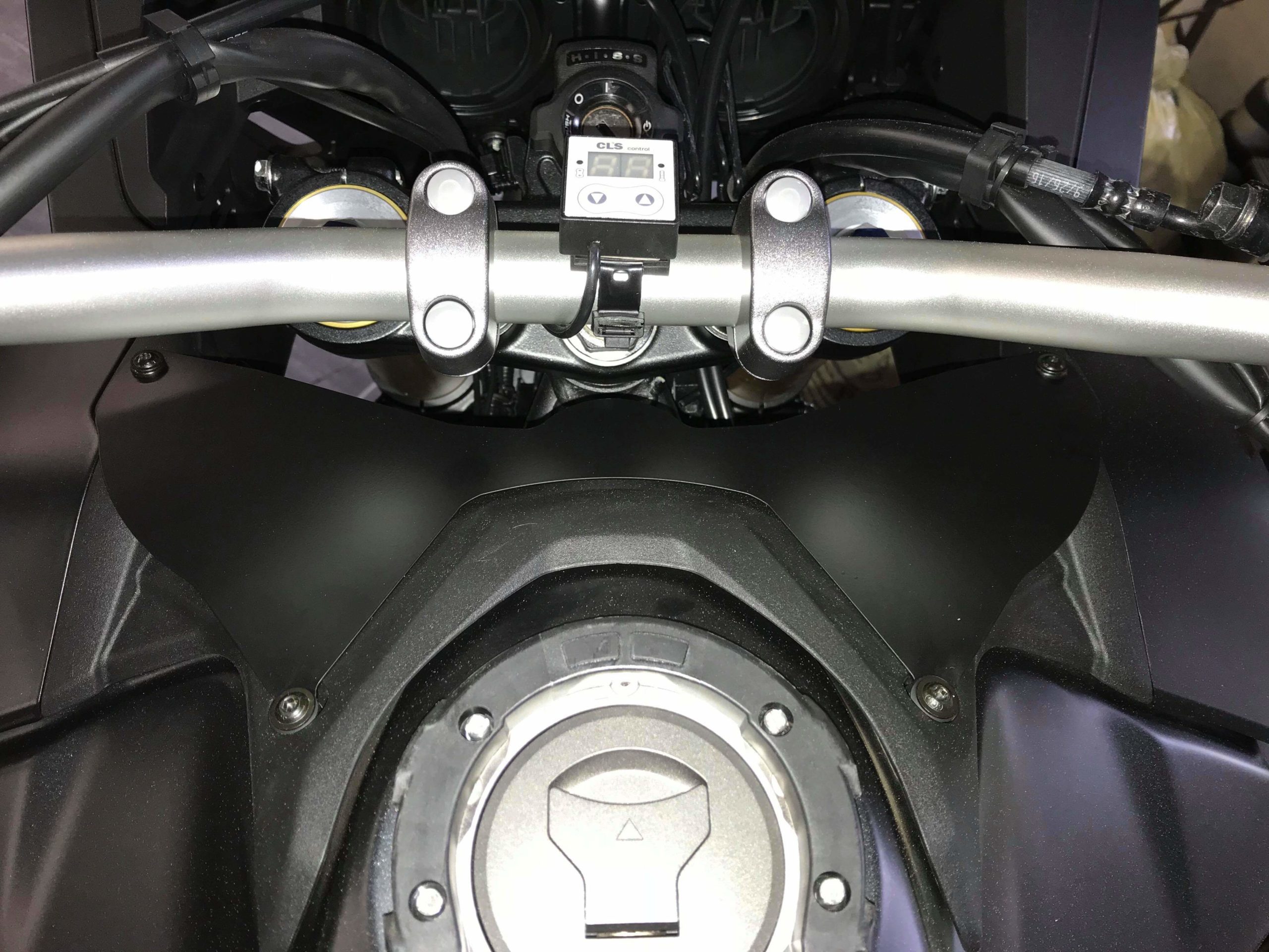 Honda Africa Twin CRF 1100 FORKSHIELD STANDARD BLACK