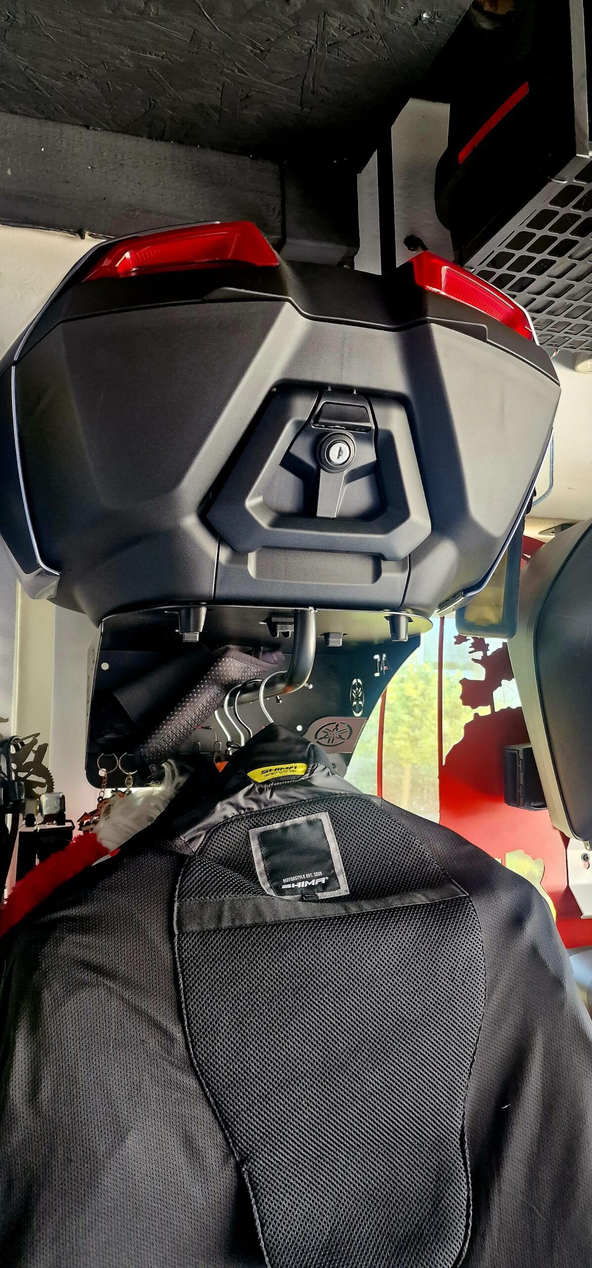 Yamaha Tracer 9GT+ Półka na kufer centralny